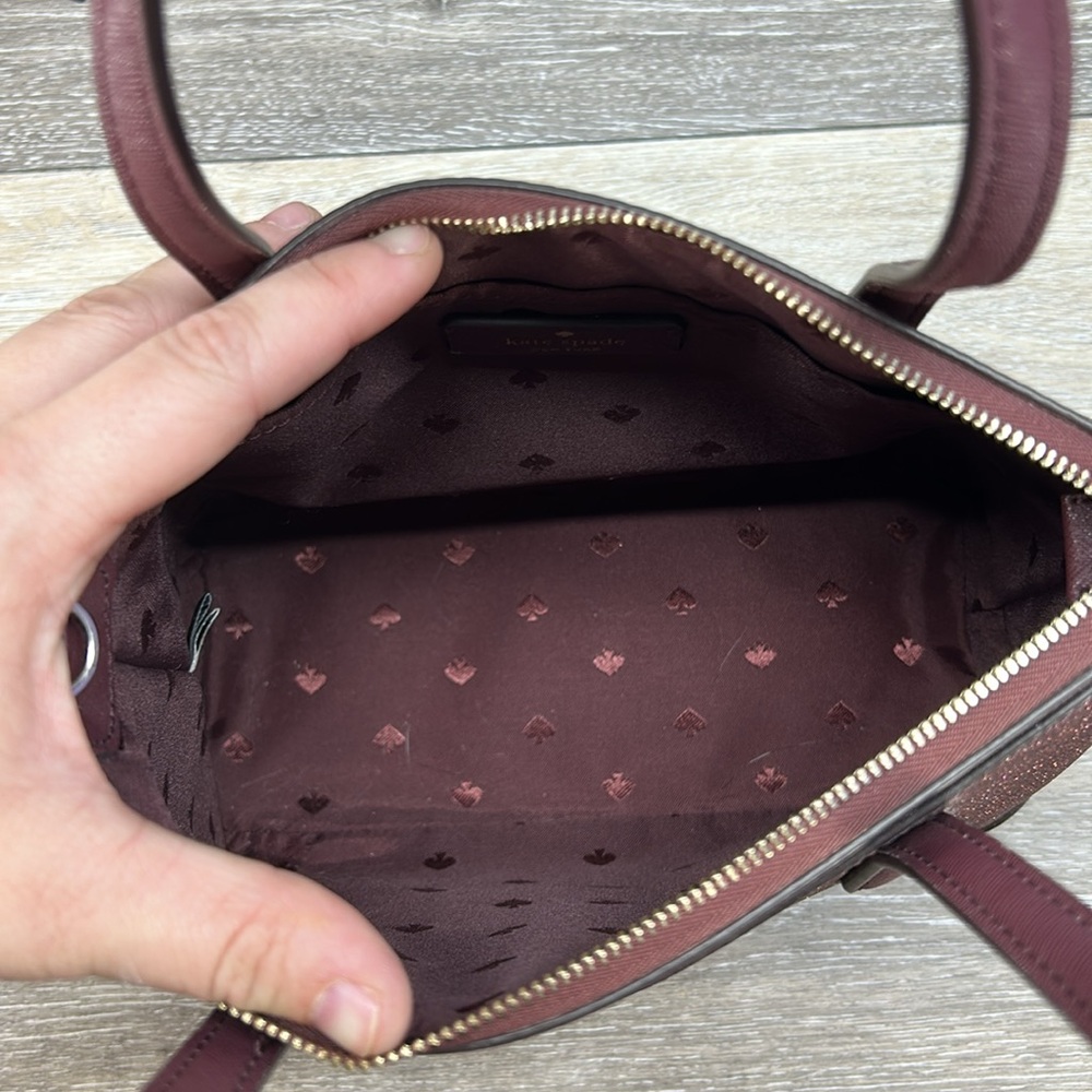 Kate Spade burgundy glitter crossbody satchel with matching wallet - Picture 7 of 16